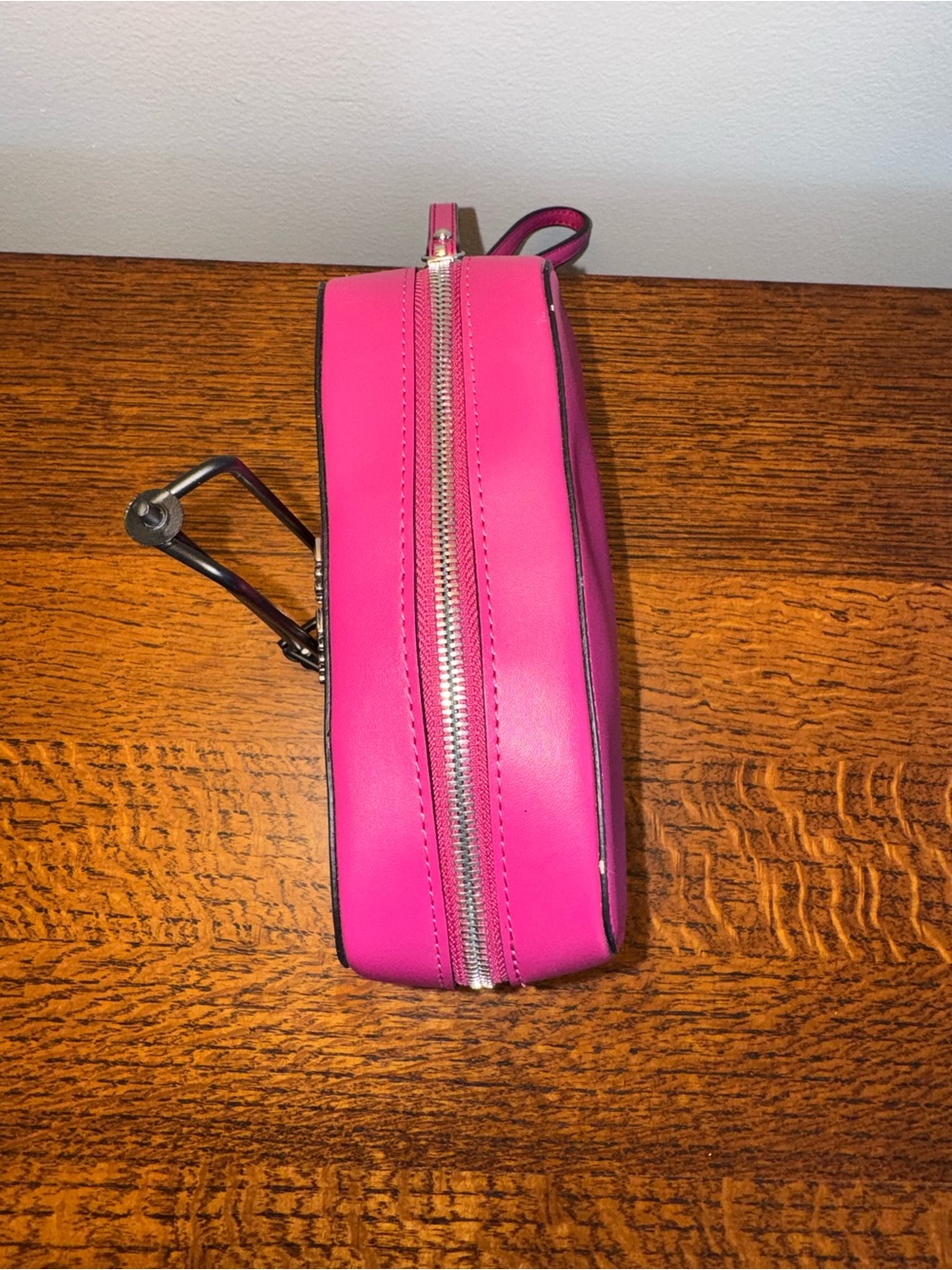 Folli Follie Hot Pink Vegan Leather Wristlet Cosmetic Pouch Clutch - Picture 6 of 8